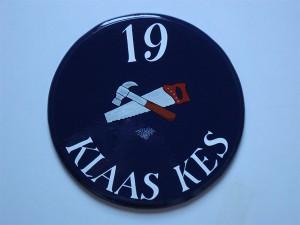 Houten naamplaten rond doorsnede 