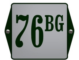 Emaille huisnummers oor.